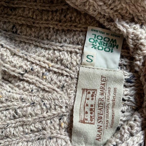 Aran Ireland 100% merino wool pullover s - Picture 2 of 2